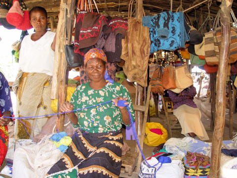 CLICK HERE - Nairobi Weavers