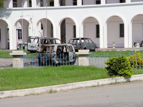CLICK HERE - Riot aftermath at Governor's Palace on April 28