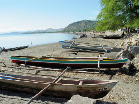 CLICK HERE - Manatutu fishing boats